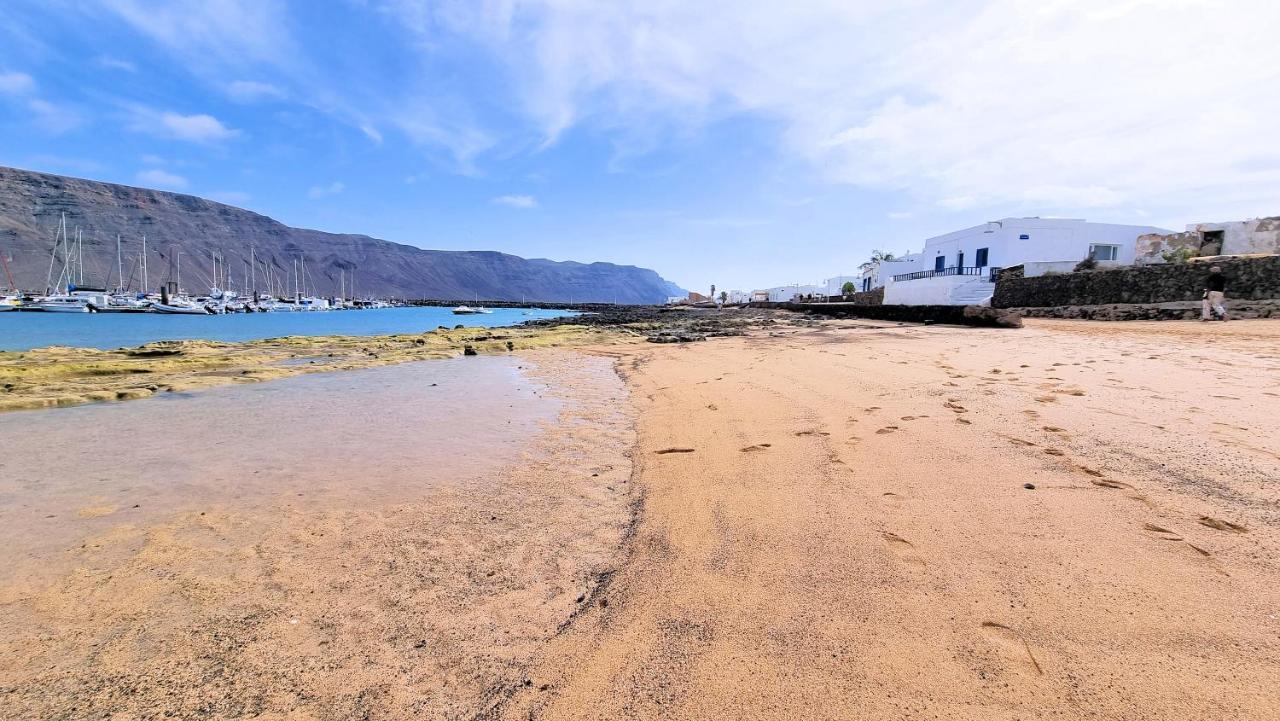 Suite Marrakech Beach, La Graciosa. Калета-де-Себо Экстерьер фото
