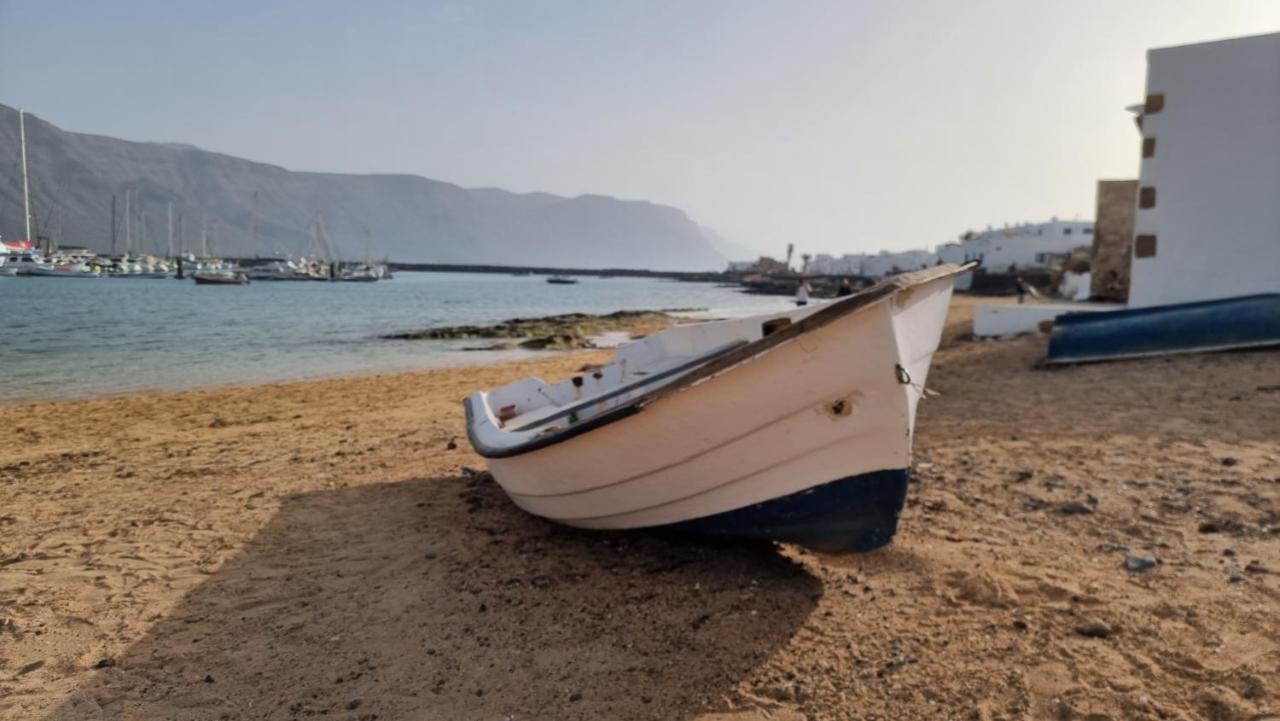 Suite Marrakech Beach, La Graciosa. Калета-де-Себо Экстерьер фото